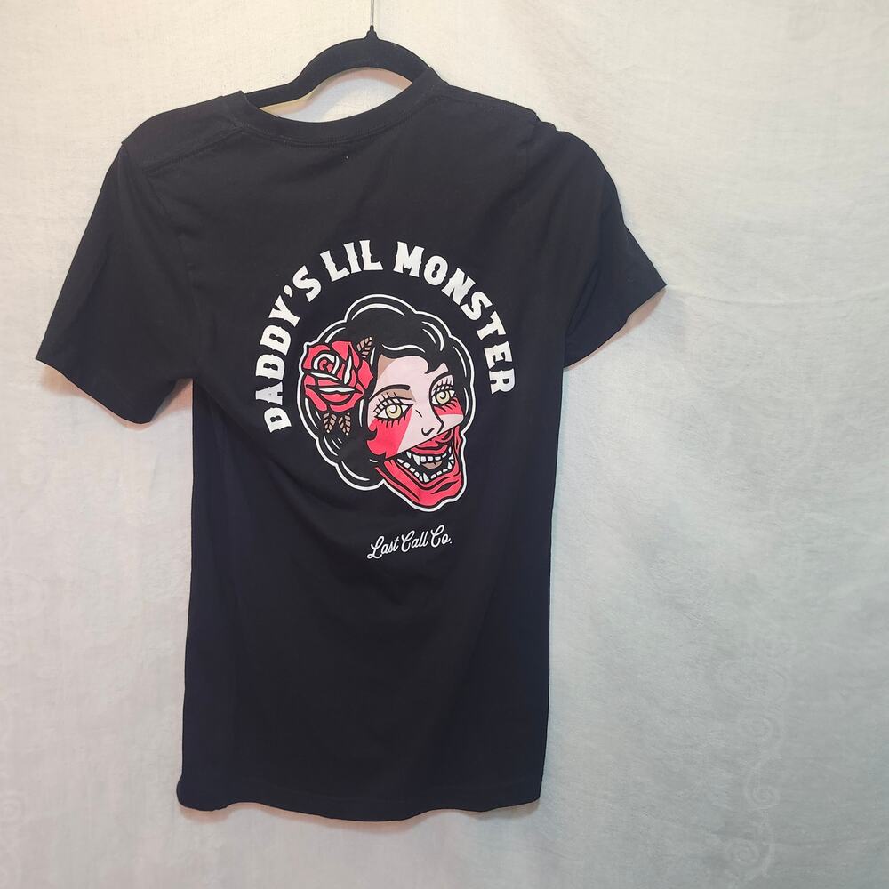 Unisex xsmall black last call T-Shirt graphic design tore up chick